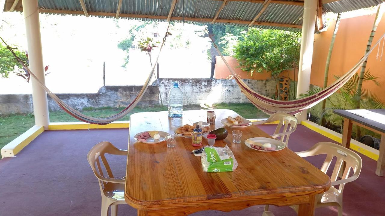 Conrado'S Guesthouse B&B Las Avispas 외부 사진